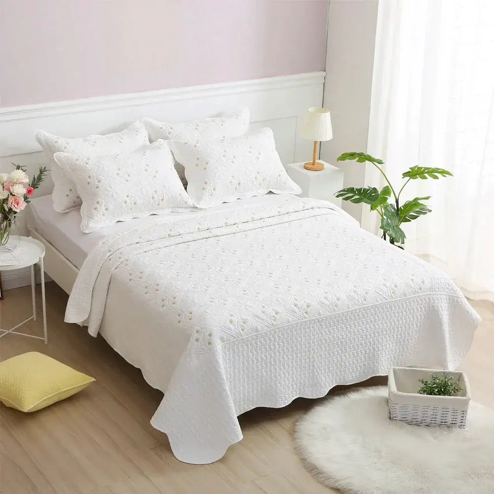 Colcha de Cama Bordada Luxuosa Estilo Europeu 100% algodão, 500 fios| Amaritta