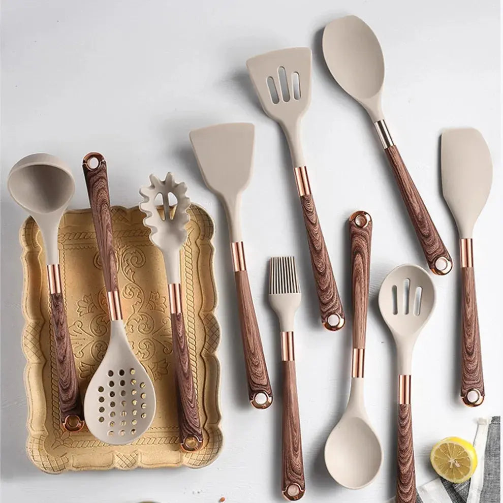 Conjunto Premium de Utensílios de Cozinha com Cabo Imitando Madeira e Acabamento Rosé