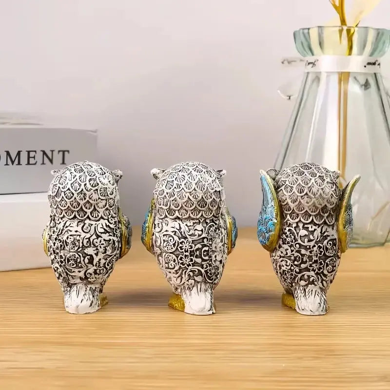 Estatueta Decorativa de Corujas Sem Maldade 3 peças Amaritta