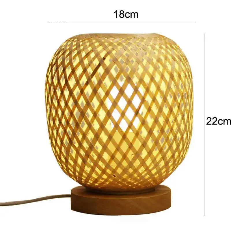 Luminária de Mesa com Trançado de Bambu Casamarella