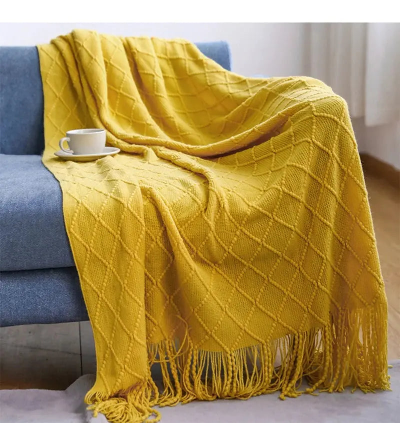Manta Decorativa Off-White com Franjas Estilo Boho Chic para Sofá ou Cama-Amaritta