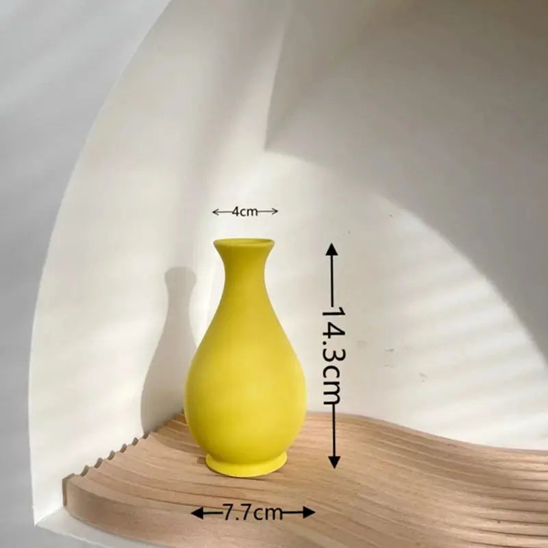 Vasos Decorativos de Cerâmica Amarela Amaritta