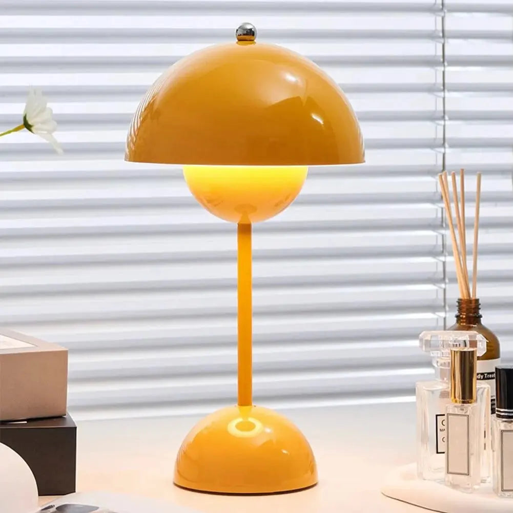 Abajur Portátil de LED Casamarella