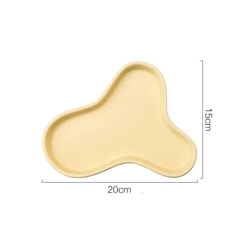 bandeja decorativa de ceramica em formato orgâncio amaritta
