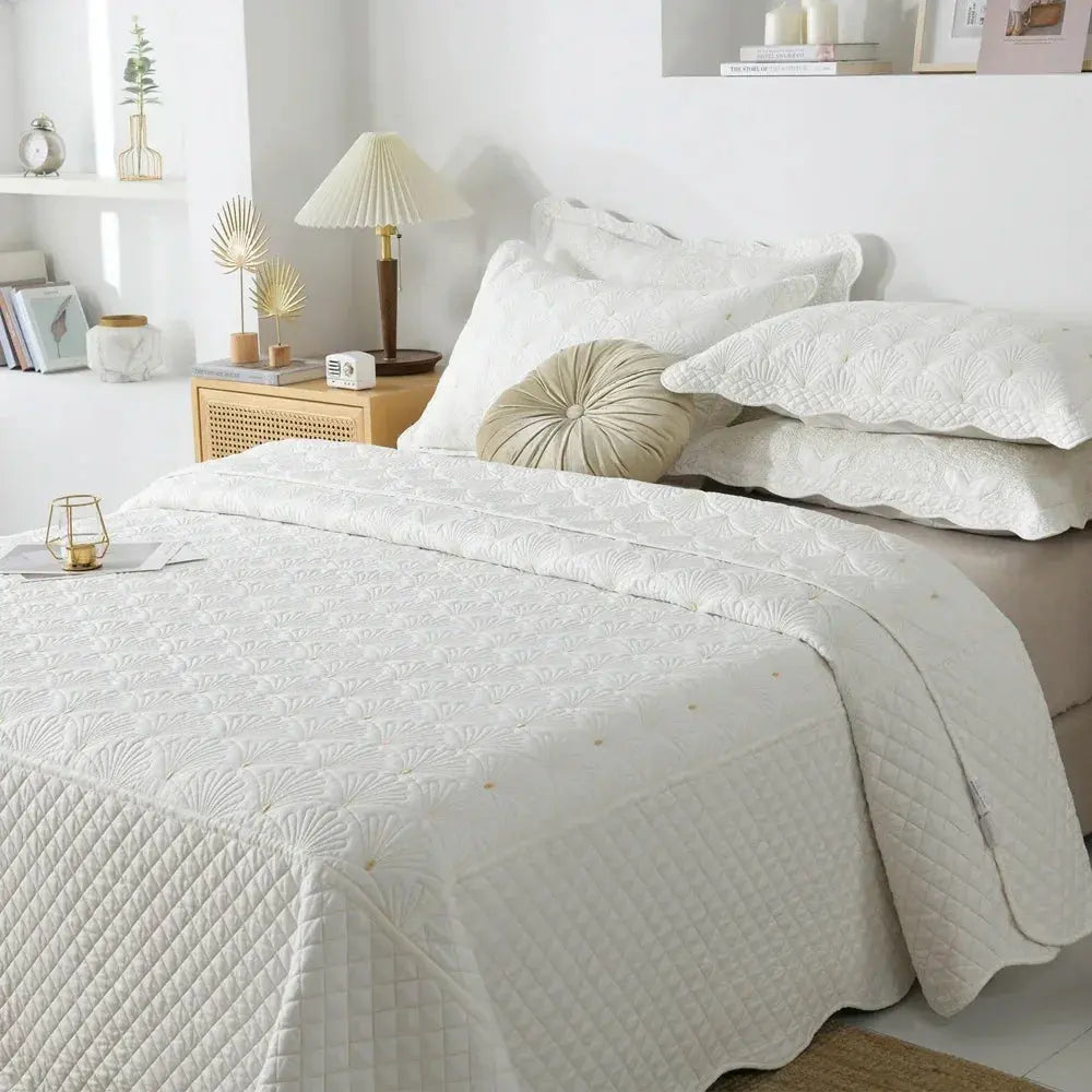 Colcha de Cama Bordada Luxuosa Estilo Europeu 100% algodão, 500 fios| Amaritta
