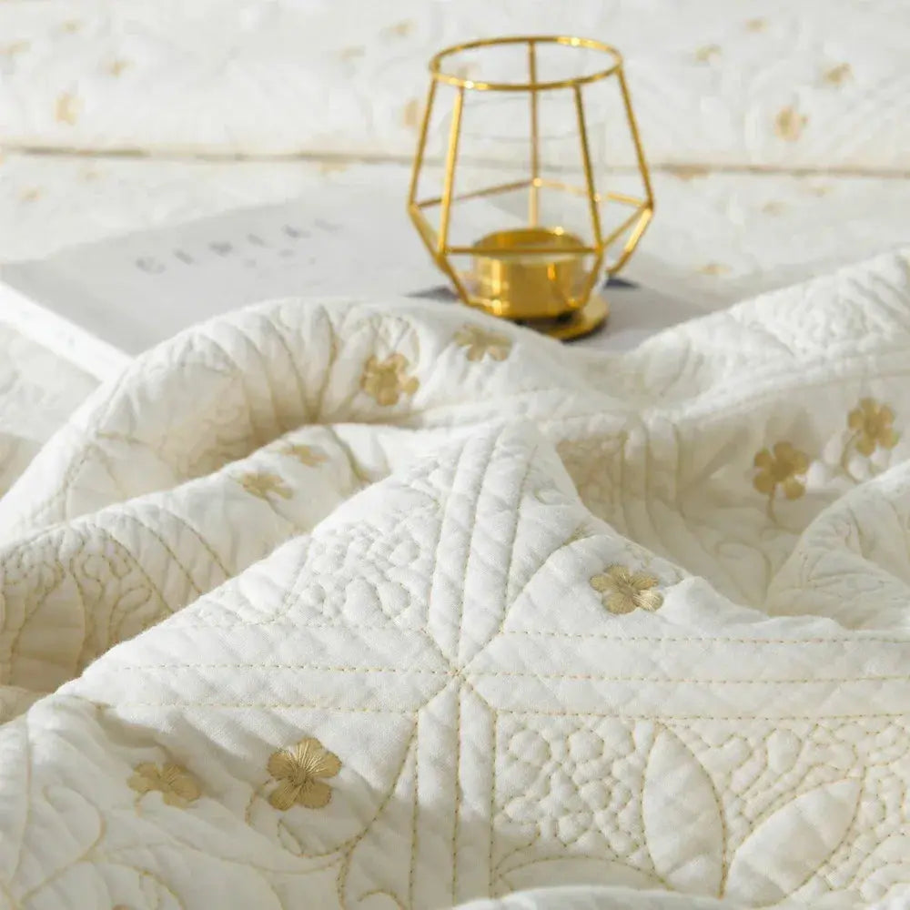 Colcha de Cama Bordada Luxuosa Estilo Europeu 100% algodão, 500 fios| Amaritta