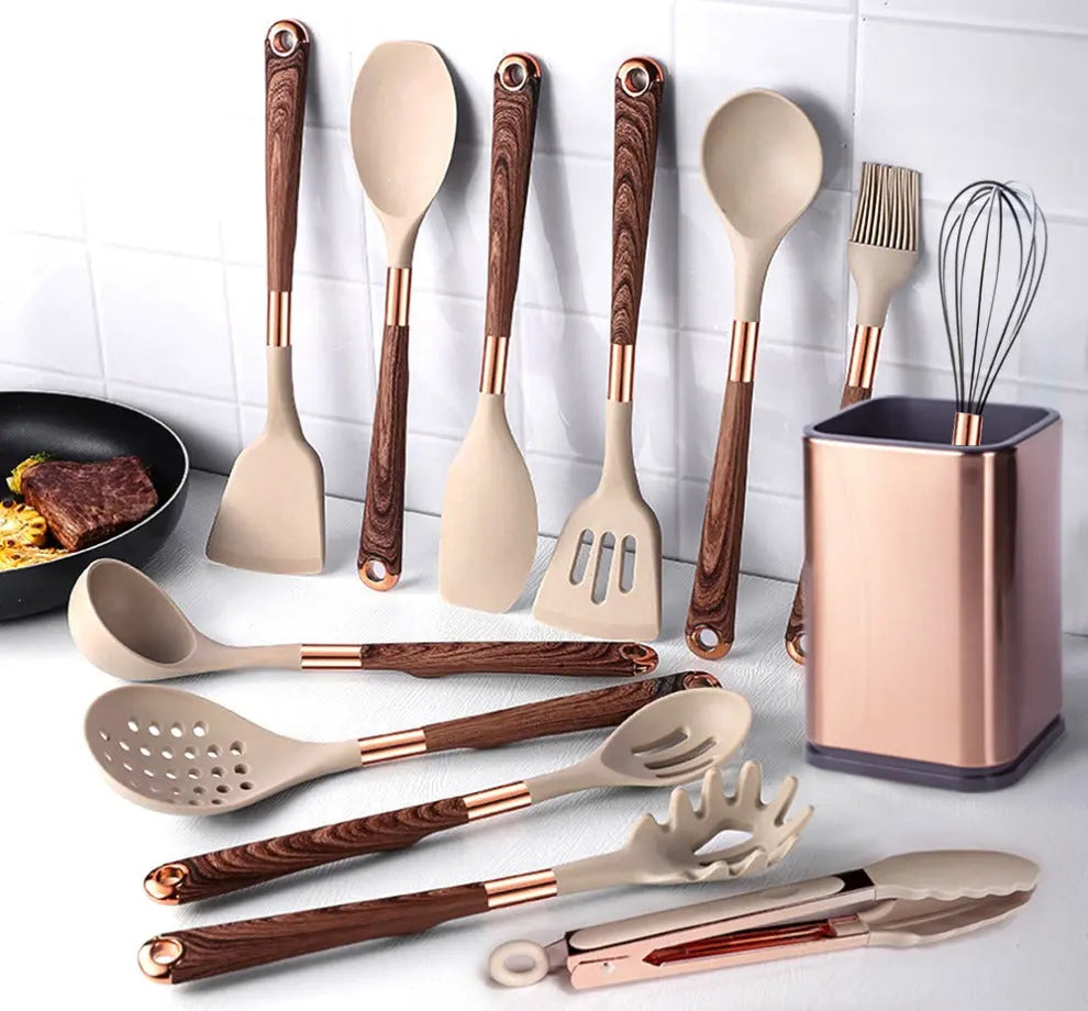Conjunto-Premium-de-Utensilios-de-Cozinha-com-Cabo-Imitando-Madeira-e-Acabamento-Rose-Amaritta