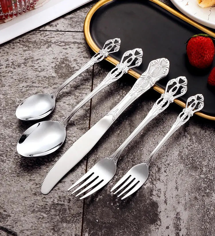 Conjunto de 24 Talheres Elegantes em Aço Inoxidável - Design Retrô Casamarella