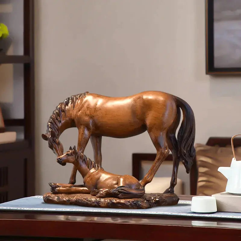 Escultura de Cavalo em Resina Amaritta
