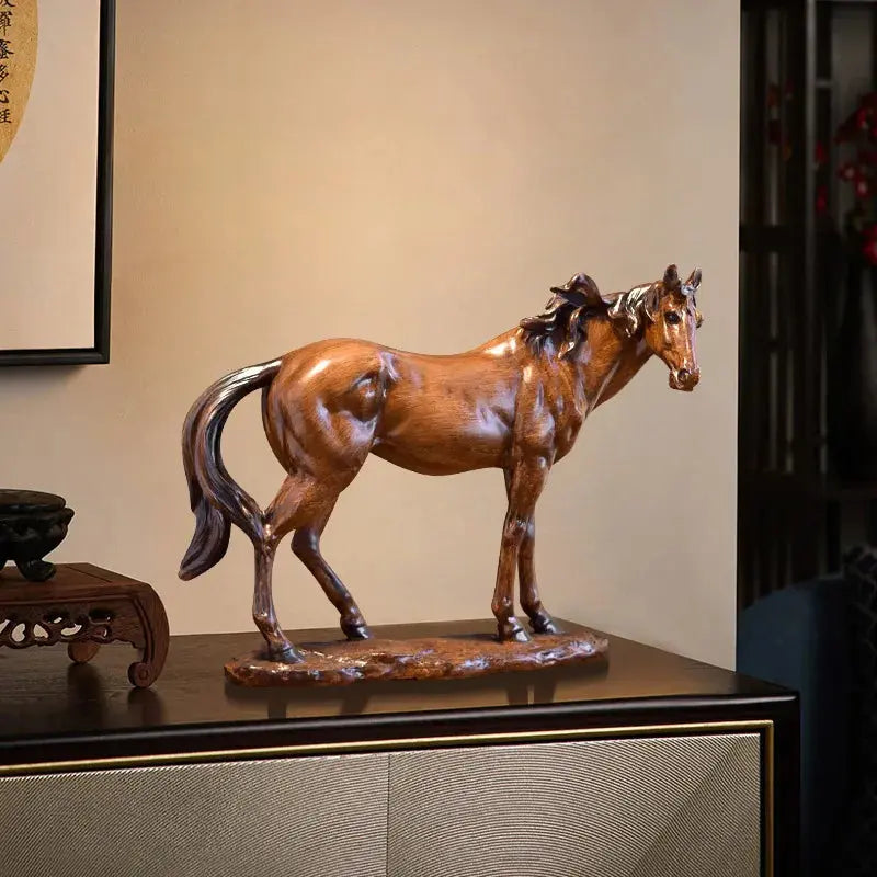 Escultura de Cavalo em Resina Amaritta