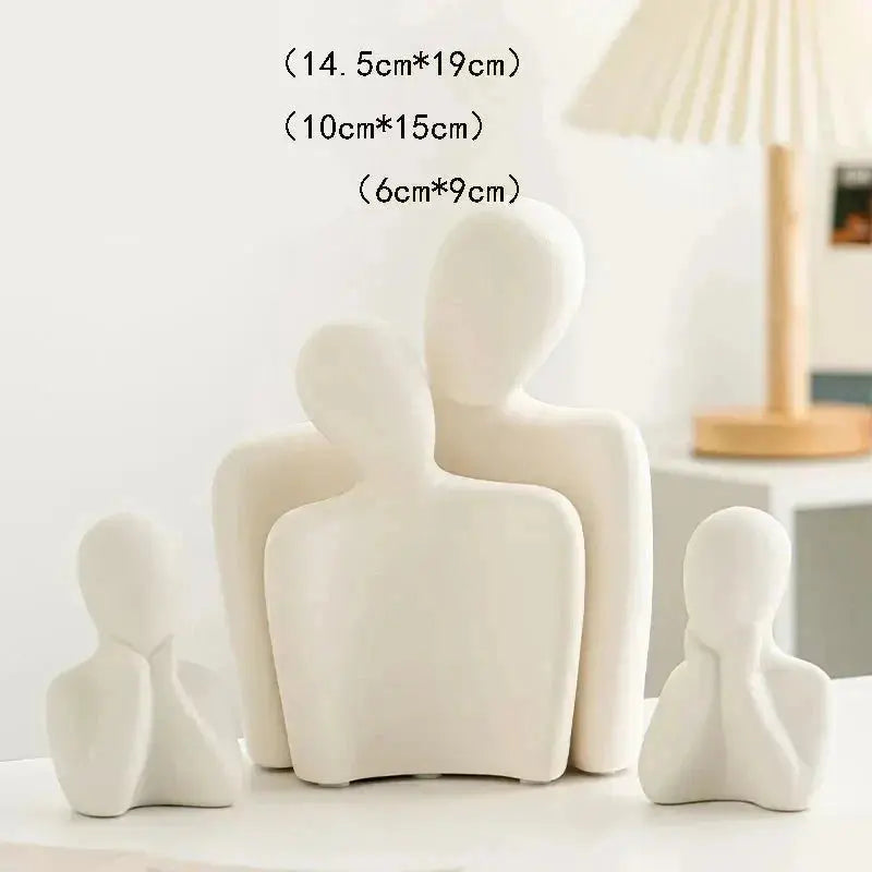 Estatueta de Cerâmica Família (Pais e Filhos)| Amaritta