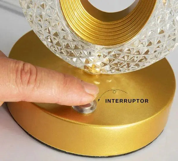 Luminária de Cabeceira LED Oval  de Cristal com 3 Cores Casamarella