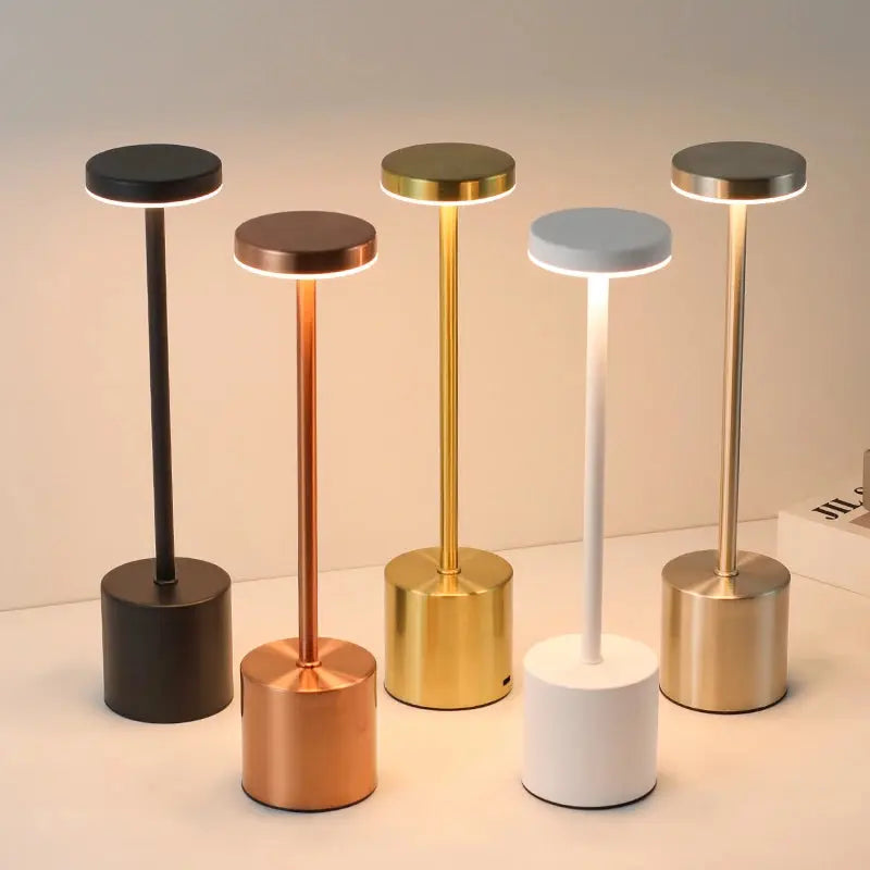 Luminária de Mesa LED Sem Fio com Sensor de Toque Casamarella