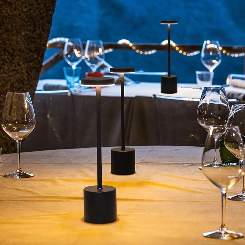 Luminária de Mesa LED Sem Fio com Sensor de Toque Casamarella