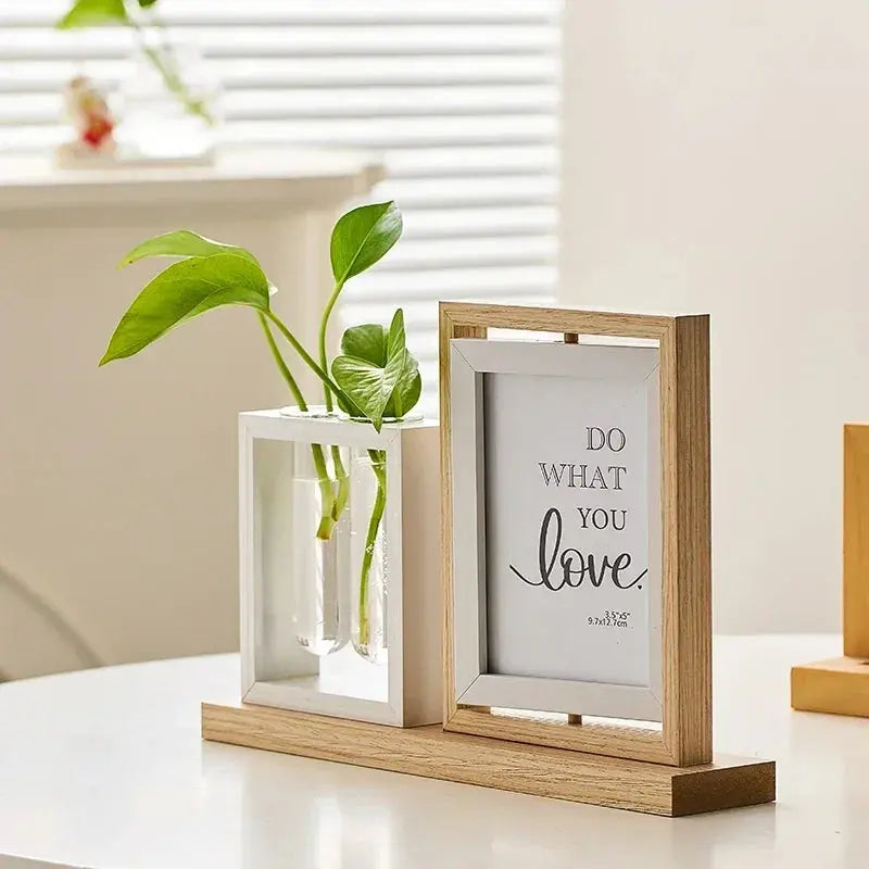 Porta-Retrato Moderno com Vaso Decorativo para Sala de Estar Amaritta