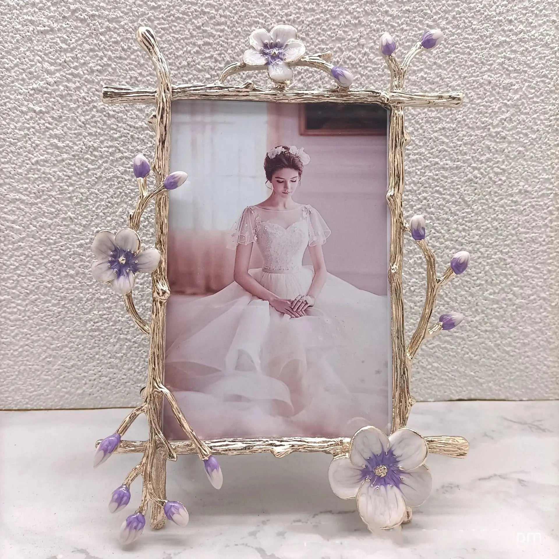 Porta-Retrato de Metal Galvanizado com Flor Europeia